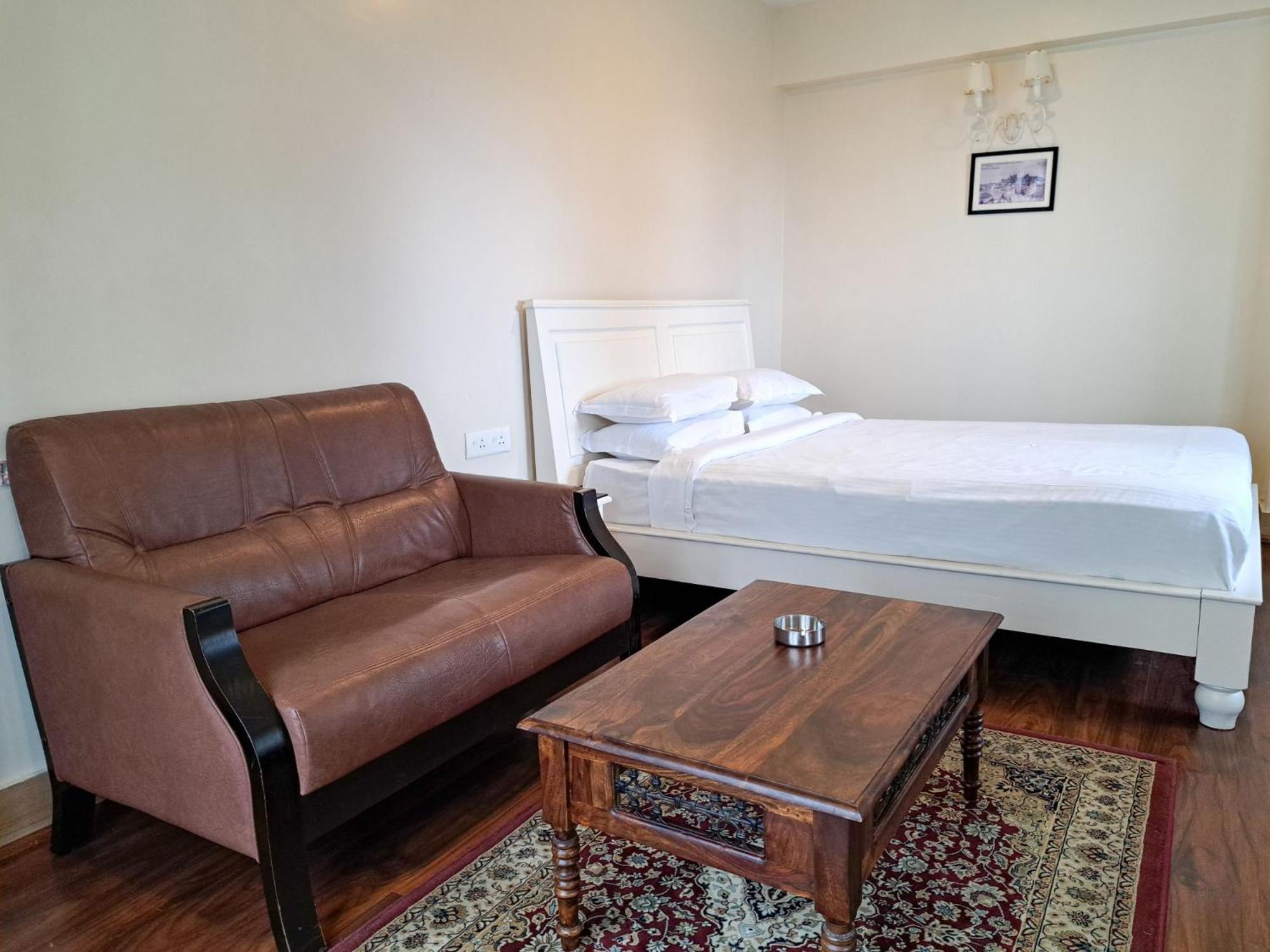 The Heritage Club - Tripura Castle Hotel And Spa Shillong Ngoại thất bức ảnh