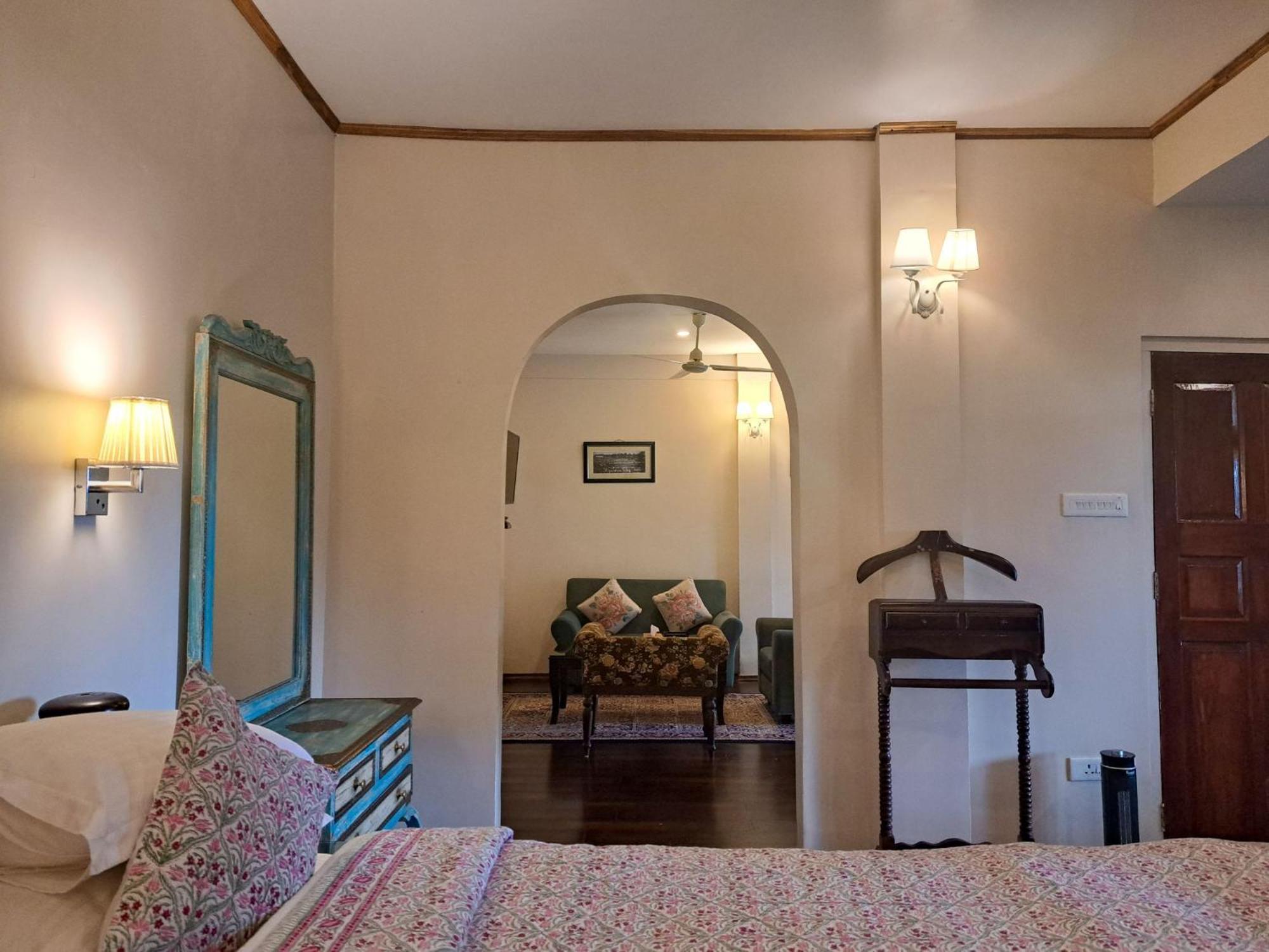The Heritage Club - Tripura Castle Hotel And Spa Shillong Ngoại thất bức ảnh